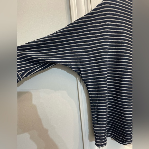 Chaps Women 3/4 Sleeve Blue & White Stripe Oversized Top Nautical Large - Picture 11 of 11